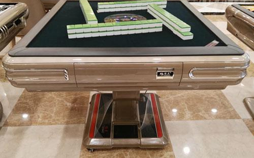 全自动仁布仁布麻将桌在家庭娱乐空间中的应用与选购指南